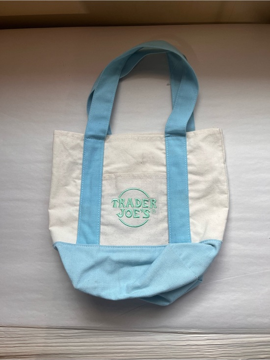 Trader Joe'S Handbags - Trader Joe's Viral Canvas Tote Bag in Blue/Green